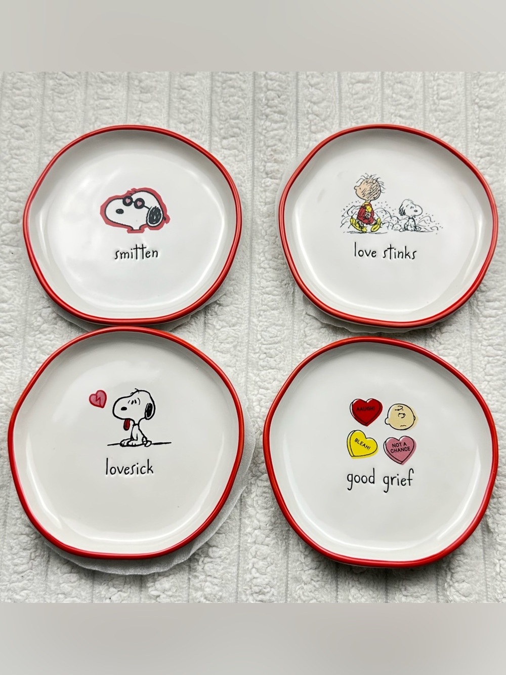 Rae Dunn Peanuts Snoopy Plates Set
